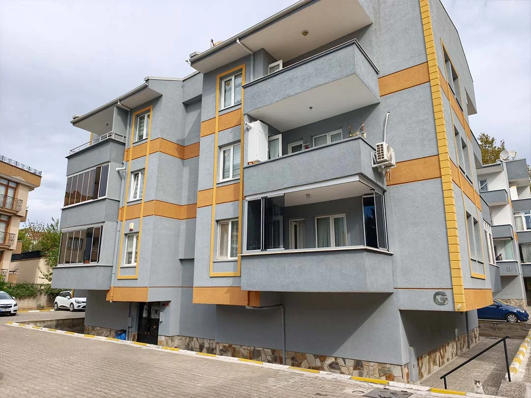 Nilüfer’de modern tasarımlı bir dairenin salonu